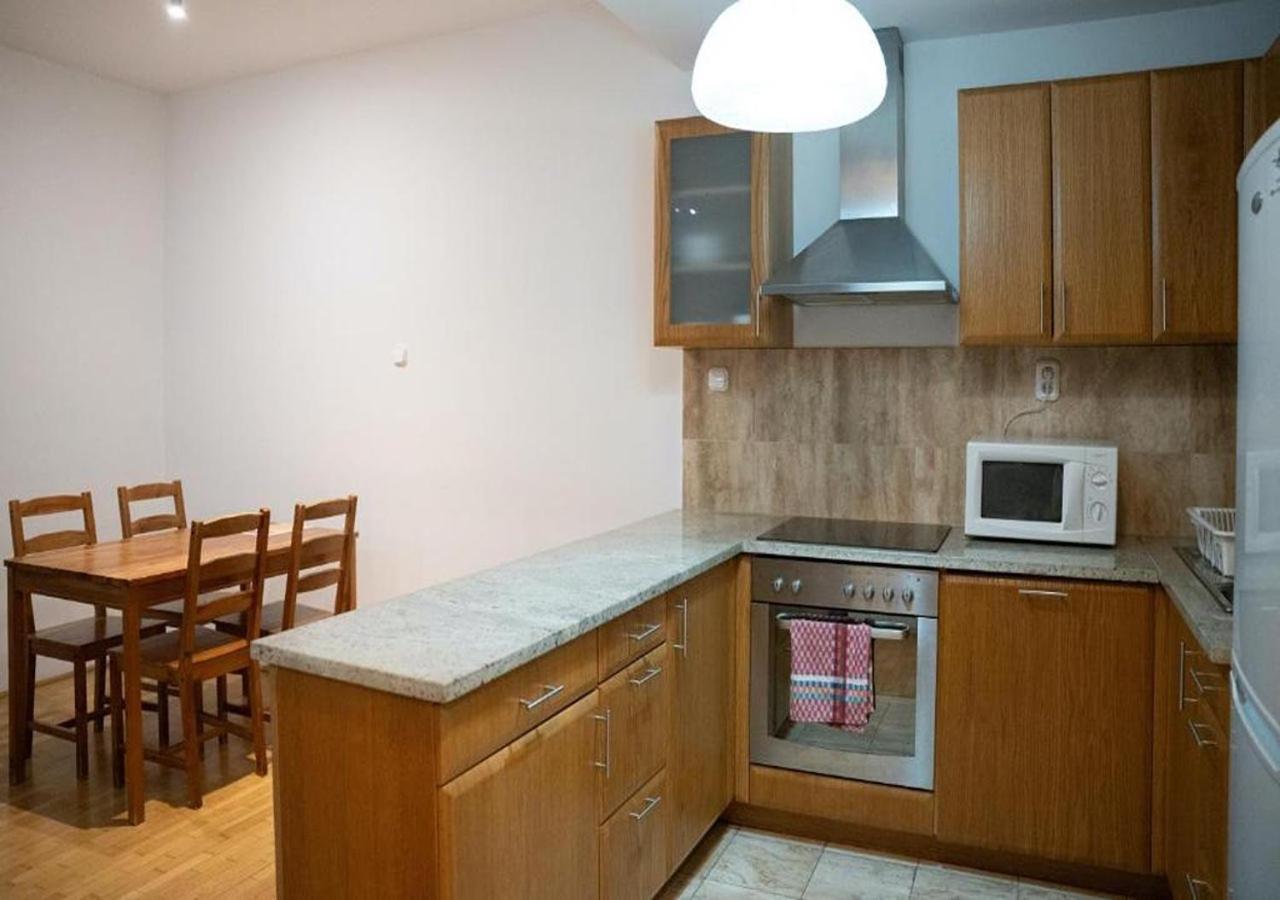 Vincent 2 Apartment